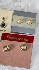11 Pairs Of Vintage Style Earrings Mixed Materials & Designs Dainty Pierced Styl