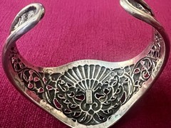 VINTAGE 800 SILVER WIDE CUFF BRACELET INTRICATE PEACOCK DESIGN 38 GRAMS
