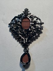 VTG Large Teardrop Brooch Pin Pendant With Rhinestones