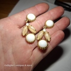 Pair of vintage white DANGLE DROP Clip on earrings maybe Trifari Or Schreiner