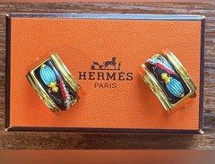 Hermes Vintage Cloisonne’ Luxury Enamel Gold Tone Clip on Earrings with box