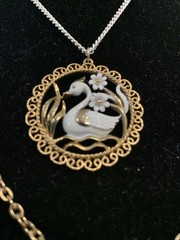 SHP EXCL Pendant Necklace Triple Strand Swan White Gold Tone Vintage Stan Home