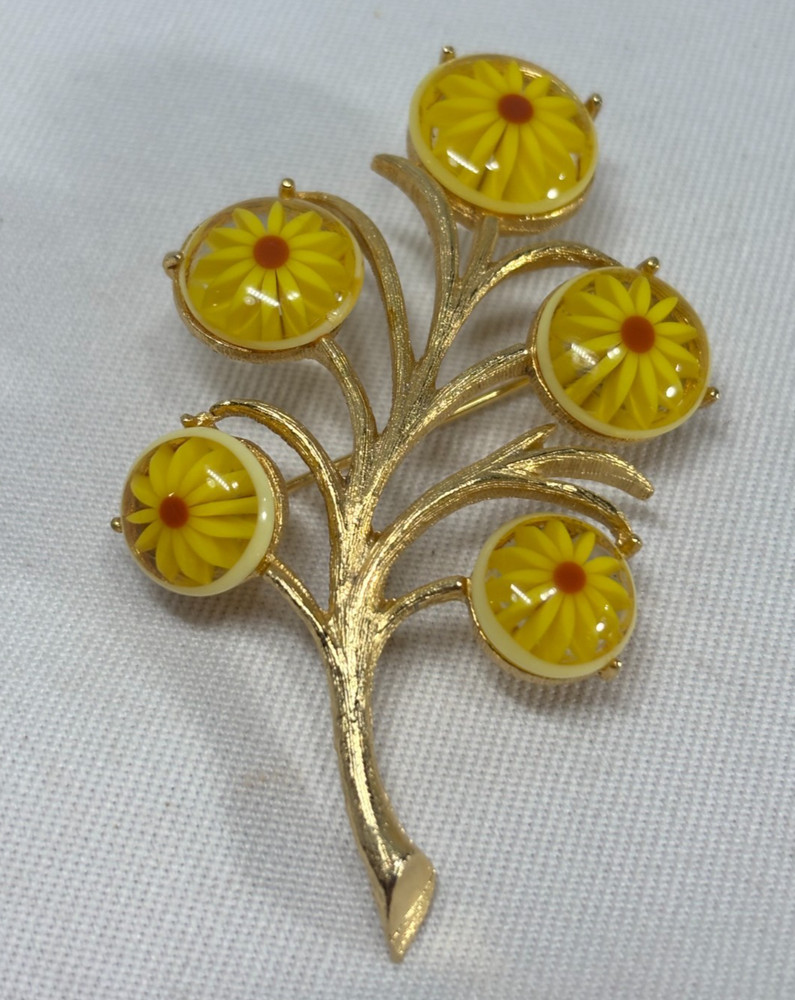 Vintage Marvella 1960’s Lucite Yellow & Orange Flowers & Gold Brooch Pin