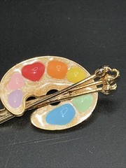 Vintage Artist Paint Palette w Brushes Enamel Gold Tone Pin Brooch Artsy Jewelry
