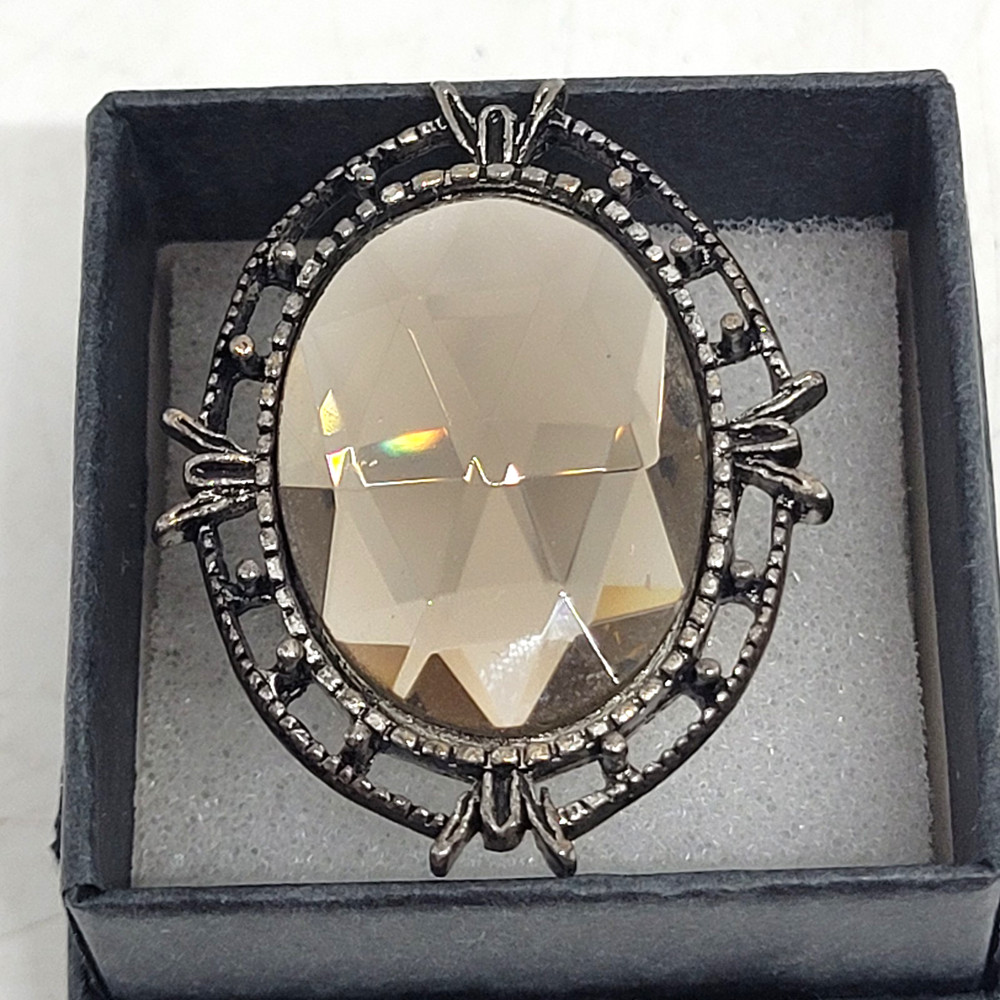 Cocktail Ring Smoky Crystal Gray SZ 7 Ornate Dark Metal