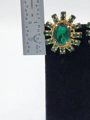 Vintage Green Oval Crystal Halo Clip On Earrings Mid Century Cocktail Cluster
