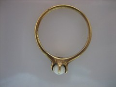 VINTAGE 14K YELLOW GOLD WHITE STONE SOLITAIRE RING SIZE 7.5