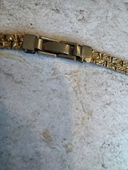 Vintage Gold Tone Flat Nugget V-Neck Choker Necklace 10K Plated