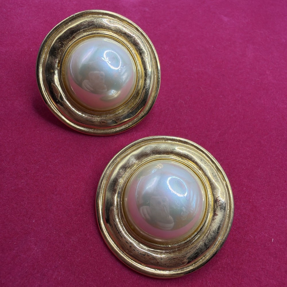 Vintage Carolee Large Faux Pearl Gold Tone Clip On Earrings SEE DESCRIPTION