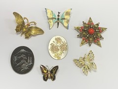 Vintage Brooch Pin Pendant Mixed Lot Some Marked Reed & Barton Spain Japan Art