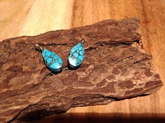 ♡ Beautiful Vintage Spiderweb Turquoise Teardrop Pendants ♡