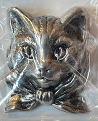 Vintage Silver Stamping of a Large Cat Face 1.5″ Figural Vintage