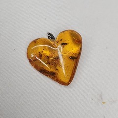 Vintage Lithuania Baltic Amber Heart Pendant & 30″ Strand Cognac Nugget Necklace