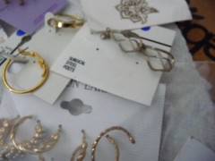 MIXED LOT 14 PAIRS PIERCED EARRINGS DANGLE HUGGIE #5/25