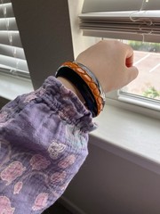 Vintage Chunky Halloween Alligator Carved Laminated Bakelite Bangle Bracelet