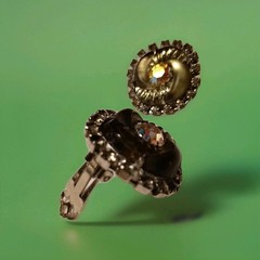 Signed Edlee Beautiful Vintage Clip-on Rhinestone Earrings