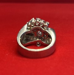 1970s Fine Platinum Over 1.5CT in Diamonds Retro Ring Size 6