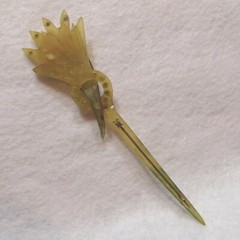 Vintage Art Deco Brooch Pin Plastic with Rhinestones 5″ long