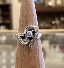 13 Diamond 14k White Gold Free Form Ring 6.73 gr Size 6.75 Vintage STUNNING!