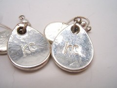 VTG SIGNED KC EARRINGS DANGLE ENAMELED BLUE & SILVER TONE
