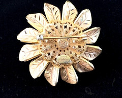Vintage Signed JOSEF MORTON (Miriam Haskell) Russian Gold Tone FLOWER Pin Brooch