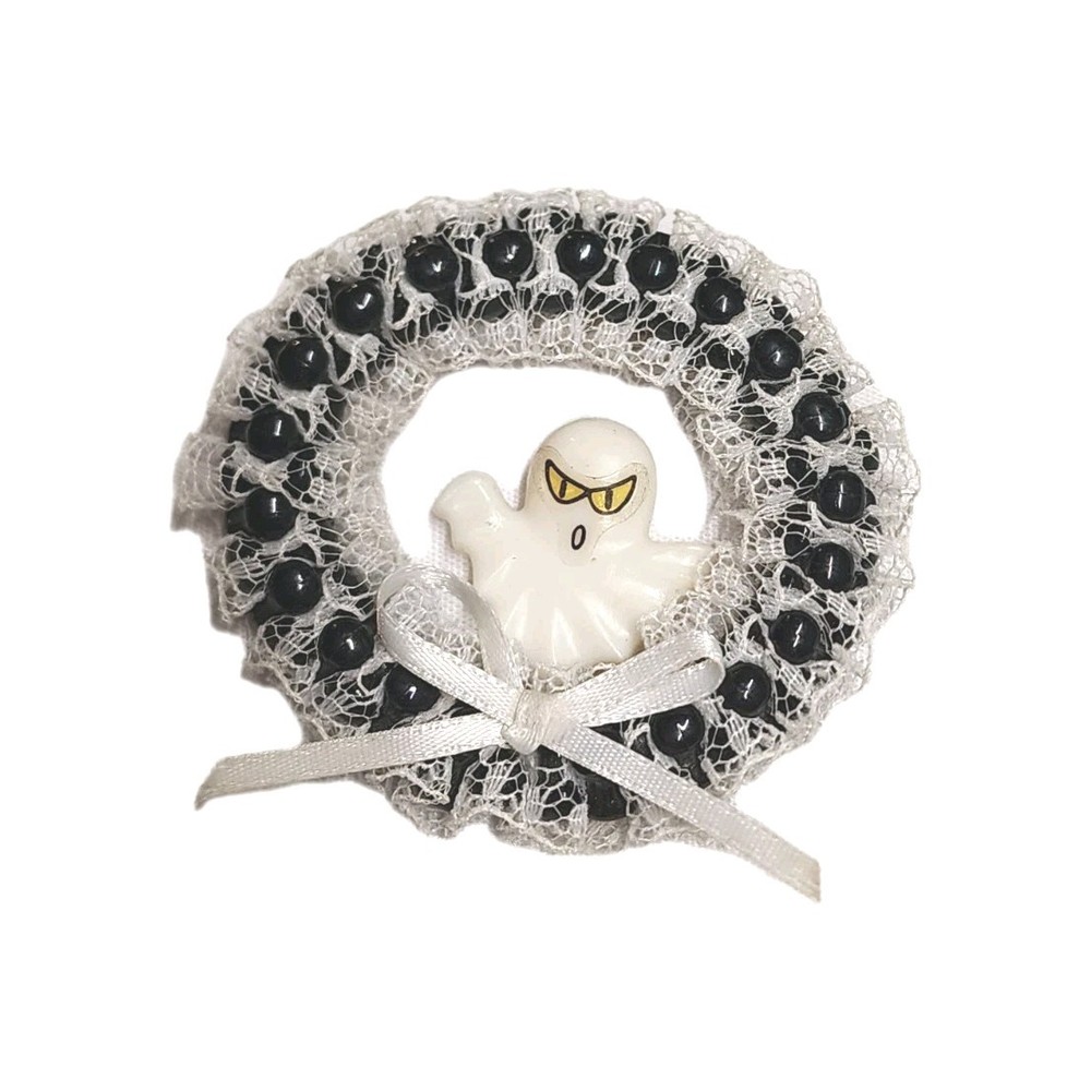 Vintage Handmade Amscan Ghost Round Wreath Pin Brooch Black & White Halloween