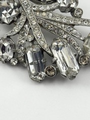 Vintage Eisenberg Original Clip W/ Clear Rhinestones