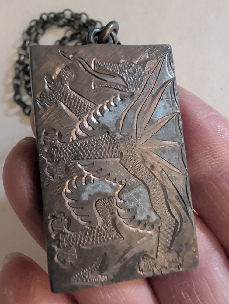 Vgt 1977 Sterling Silver Chinese Dragon Queen Elizabeth II Jubilee Ingot Pendant