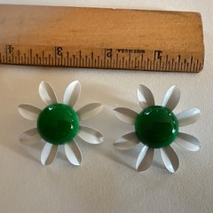 Vintage Large Enamal Flower Clip On Earring White and Green Enamel Flower