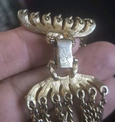 Vintage Coro 1940s-1950s Pegasus Gold Tone Multi Strand Liquid Chain Bracelet