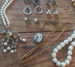 Napier Vintage Jewelry Lot – Necklaces, Earrings, Brooches, Multicolor