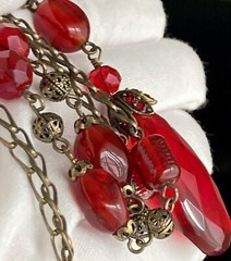 Vintage Red Teardrop Pendant 30in Bead Station Chain 30in Necklace 34g Ladies