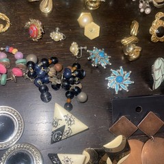 Vintage Goldtone Jewlery Drop Dangle Some Signed Monet & More 118 Pair & 22 …