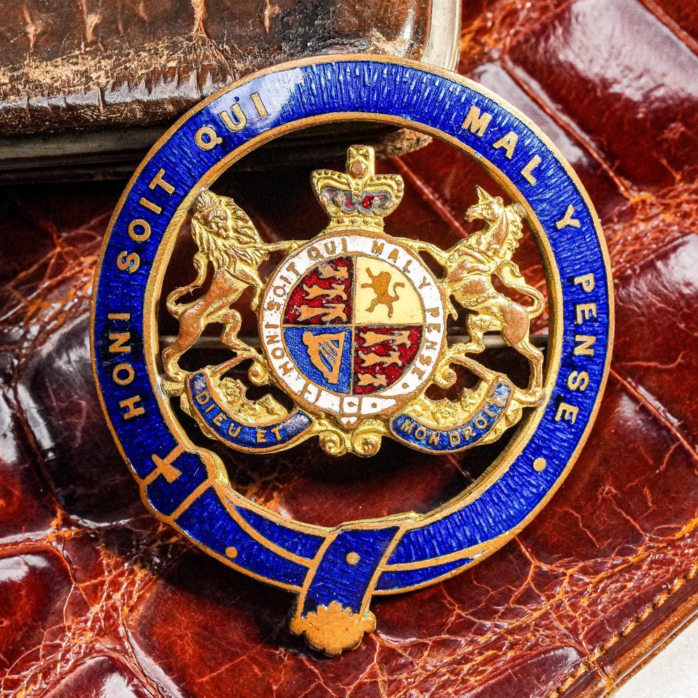 English Antique Hand Painted Enamel Royal Coat of Arms Brooch Pin Armorial