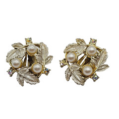Judy Lee Leaf Leaves Wreath with Faux Pearls & Crystals Vintage Clip On Earrings