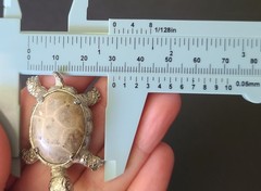 Vintage Petoskey Stone Silvertone Turtle Tortoise Brooch Pin Fossilized Coral