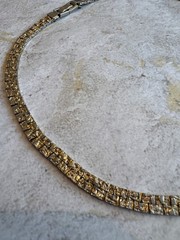 Vintage Gold Tone Flat Nugget V-Neck Choker Necklace 10K Plated