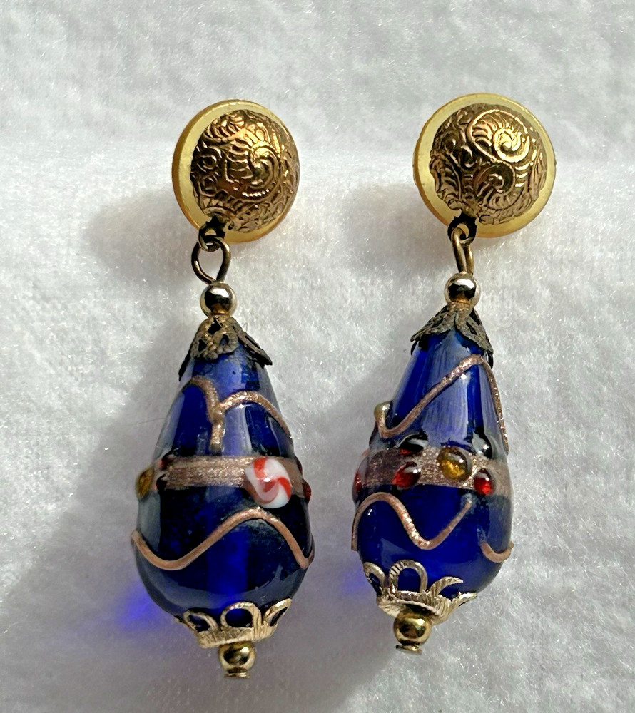 Vntg Murano Venetian Glass Wedding Cake Cobalt Blue Dangle Bullet Back earrings0