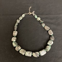 Vtg Stauer Necklace Emeralds in the Raw Silver 925 Lobster Clasp Green Artsy