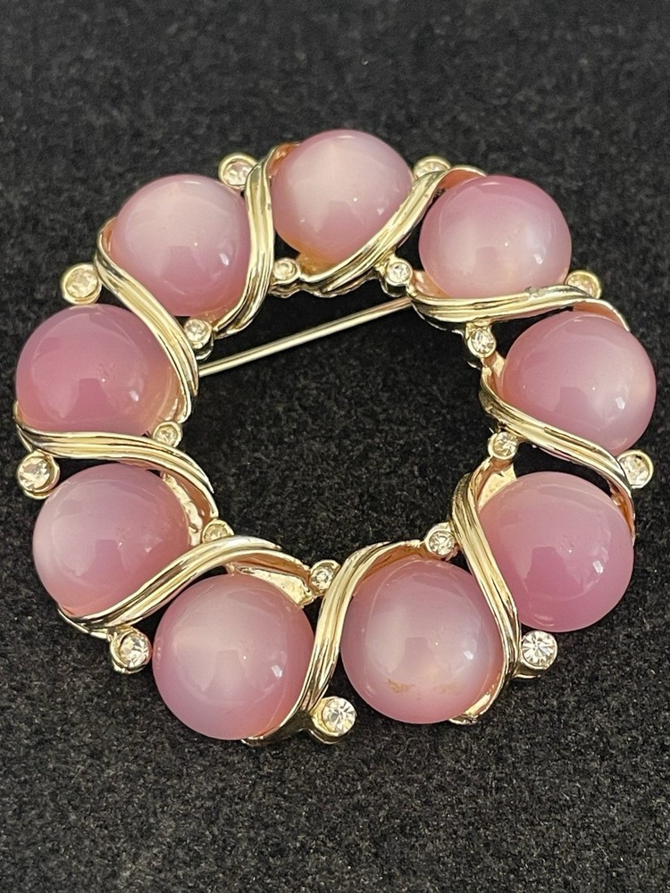 VINTAGE Lavender LISNER MOONGLOW BROOCH Gold Tone Mini Rhinestone Accents *Read