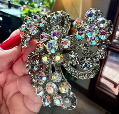 Vintage Juliana D&E Smoky Gray Aurora Borealis Rhinestone Brooch Earrings Set