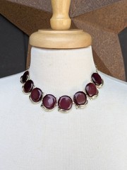 Vintage Deep RED Burgundy Maroon ROUND Thermoset Gold Tone 16″ Necklace Choker