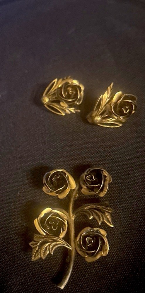 Goldtone Black Rose Brooch And Clip On Earrings