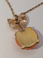 Krementz Carved Coral Rose Flower With Gold Tone Leaves Pendant On 17.75″ Chain.