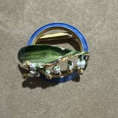 Sandor Vintage Rare Lilly Of The Valley Enamel Brooch EUC So Realistic! Signed