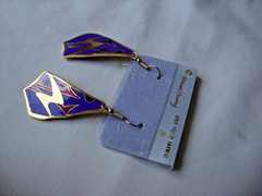 VINTAGE SAMUEL HUANG DESIGNER CLOISONNE RETRO ABSTRACT RED & BLUE DROP EARRINGS