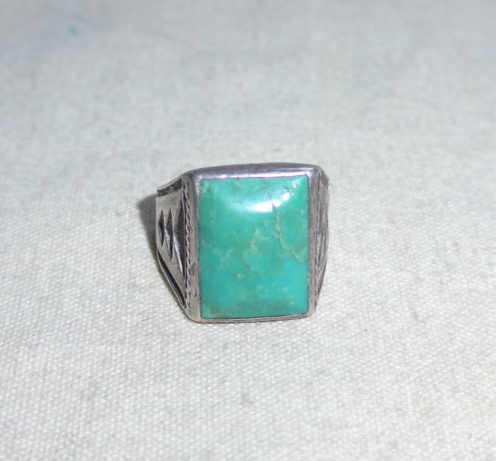 Vtg Native American Sterling Silver Turquoise Ring Bell Trading Post Size 8.5