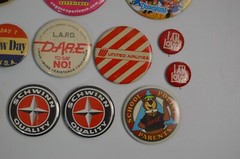 16 Vintage Pinbacks Buttons Disney Store Law DARE Yogi Jerry Lewis Drugs United