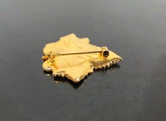 Vintage Ivy Leaf Eternal Life Symbol Brooch Gold Tone Metal Leaf Cast 1.5 Inch