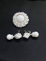 Vintage Miriam Haskell Milk Glass Flower Brooch & Earrings White Floral Dangles